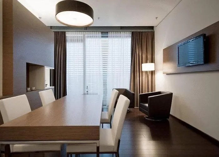 מלון Im Hegau Tower 3*