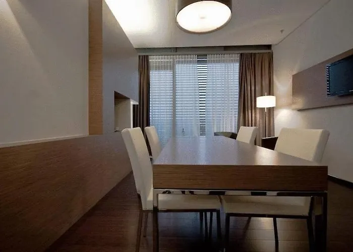 מלון Im Hegau Tower